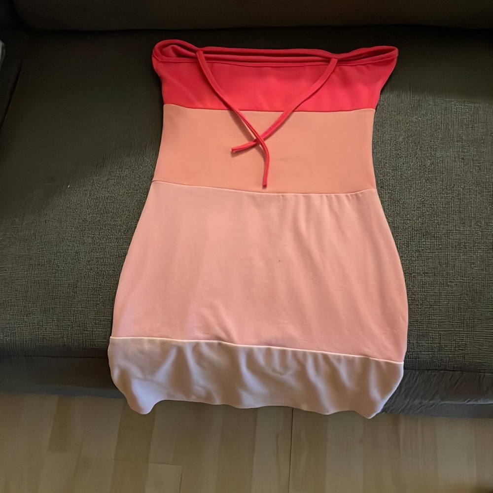 Dress. - Picture 2 of 2